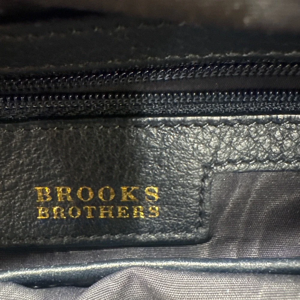 Brooks Brothers Navy Blue Pebbled Leather Hobo Shoulder Bag Gold Tone Hardware